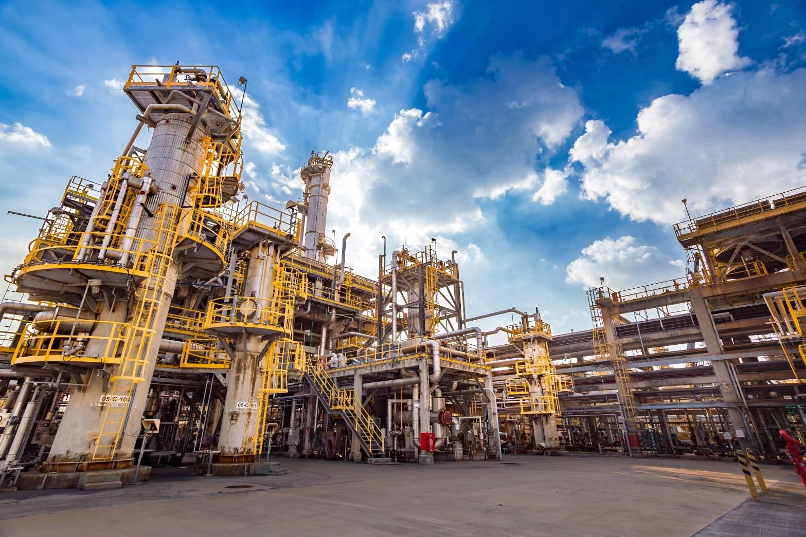 Industrial plant used as a geographic operating context